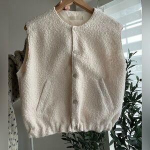 Women's Cream vest